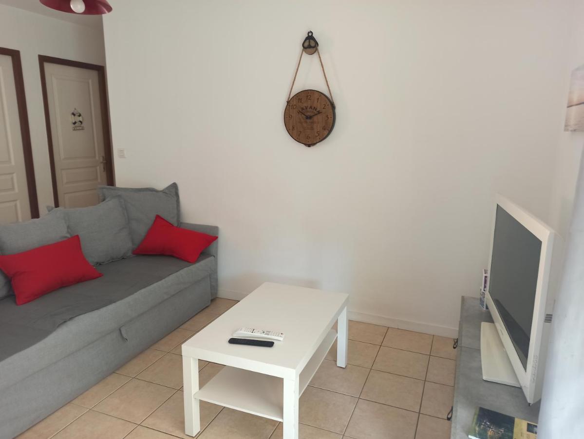 Location 4-6 Personnes Grayan-et-l'Hopital Exterior foto