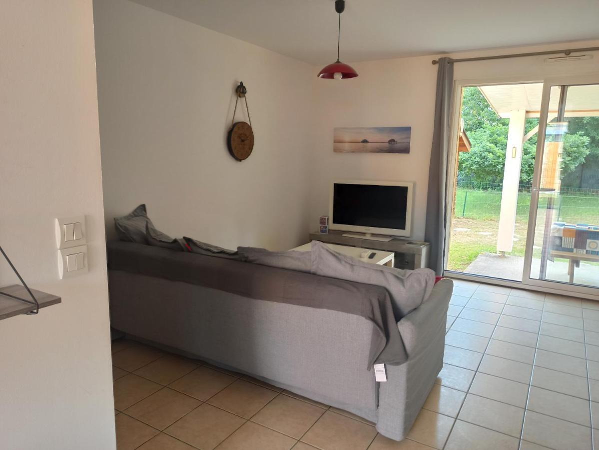 Location 4-6 Personnes Grayan-et-l'Hopital Exterior foto